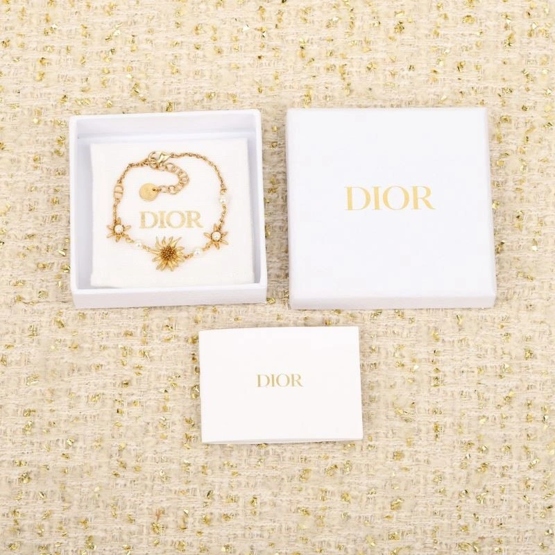 SmoothTexture Christian Dior Bracelets 234293