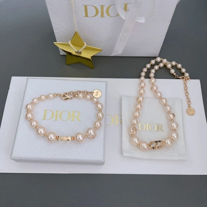 Christian Dior Bracelets Modern 234292