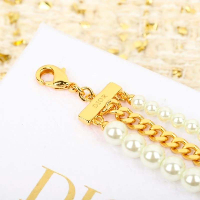 Fashionable Christian Dior Bracelets 234269