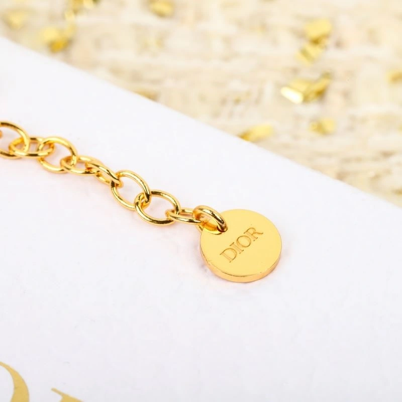 Fashionable Christian Dior Bracelets 234269