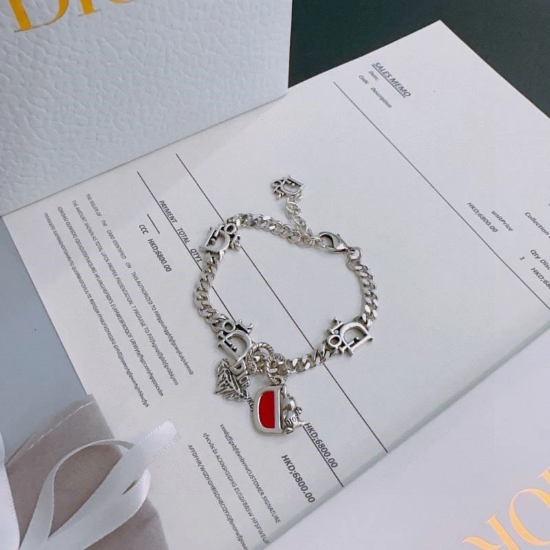 UrbanChic Christian Dior Bracelets 234262
