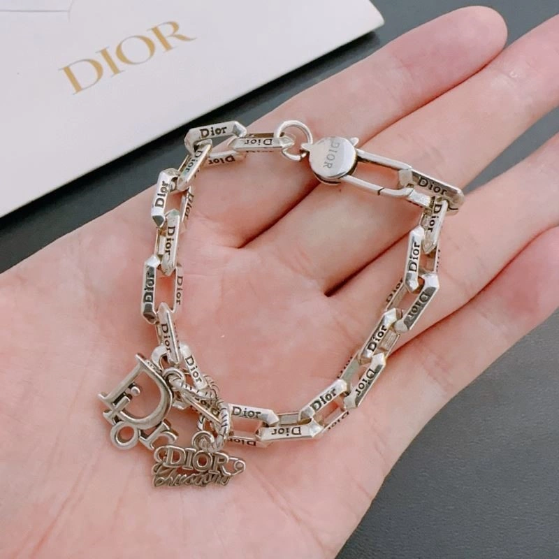 EyeCatching Christian Dior Bracelets 234358