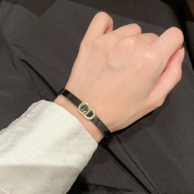 Christian Dior Bracelets StreetReady 234020