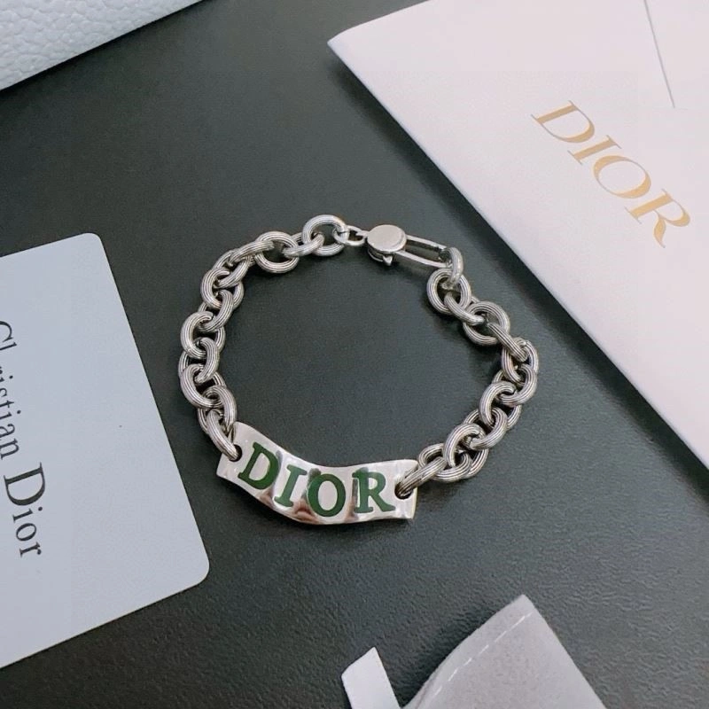 Compact Christian Dior Bracelets 233659