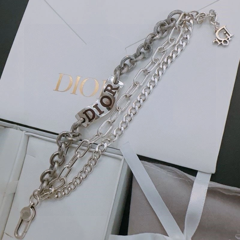 SoftTouch Christian Dior Bracelets 233652