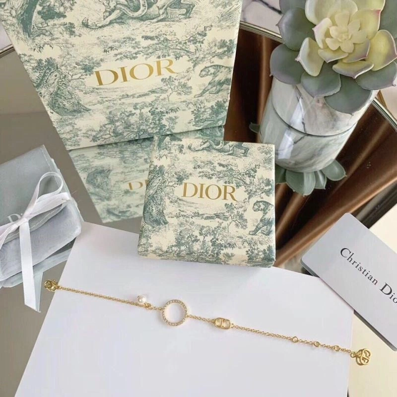 Christian Dior Bracelets Sleek 233299