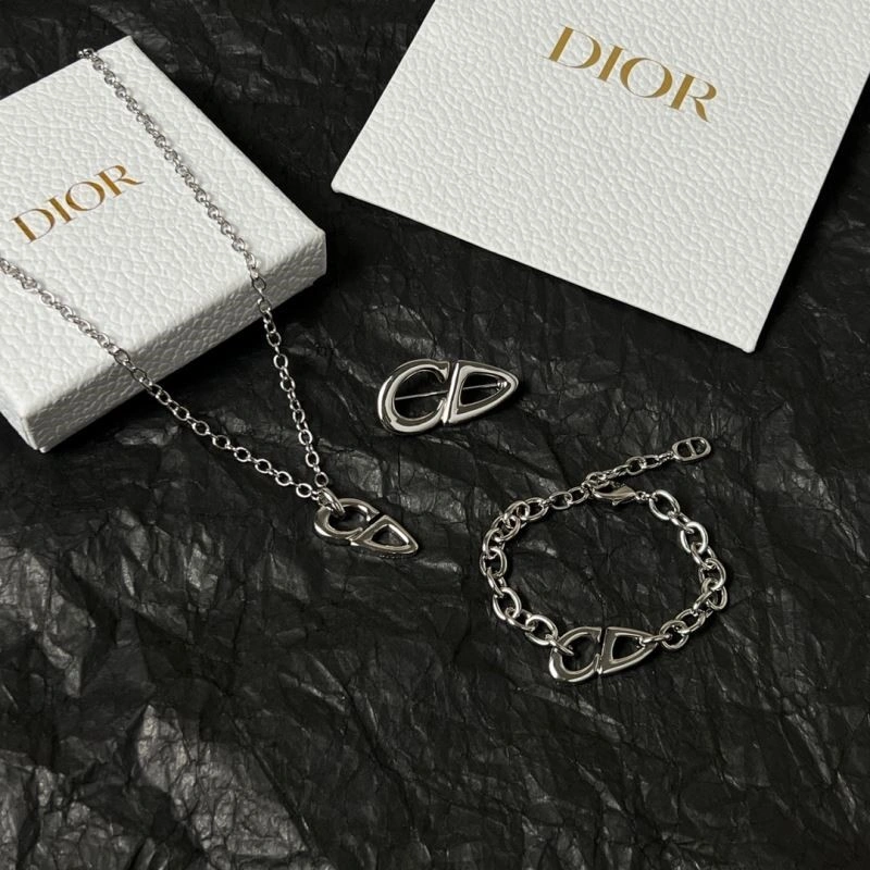 Christian Dior Bracelets Attractive 233298