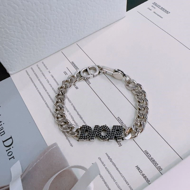 Affordable Christian Dior Bracelets 233281