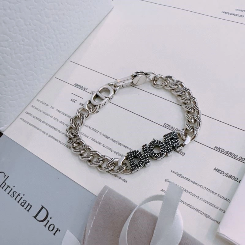 Affordable Christian Dior Bracelets 233281