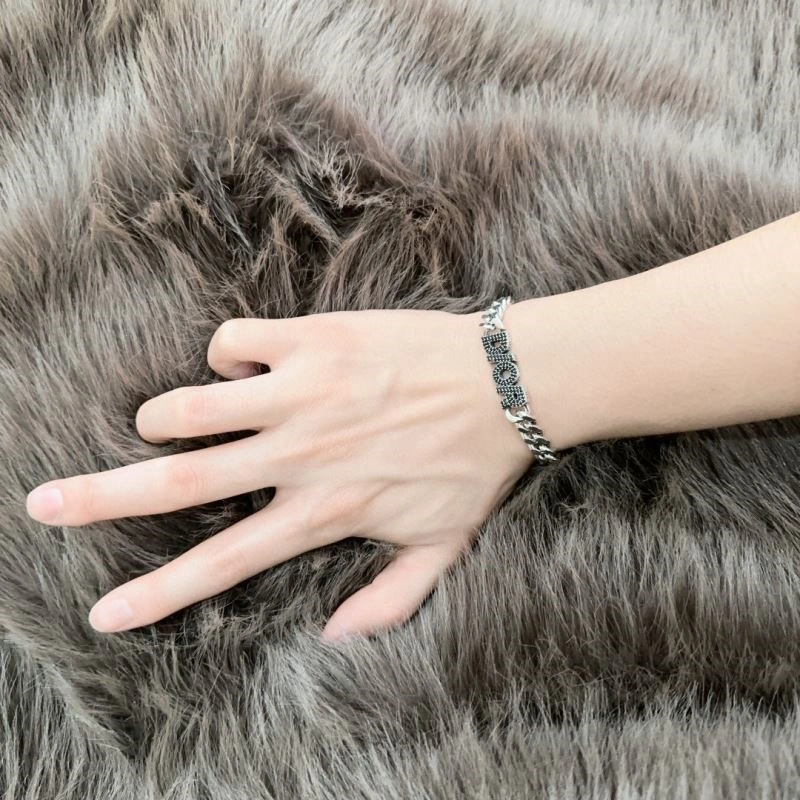 Affordable Christian Dior Bracelets 233281