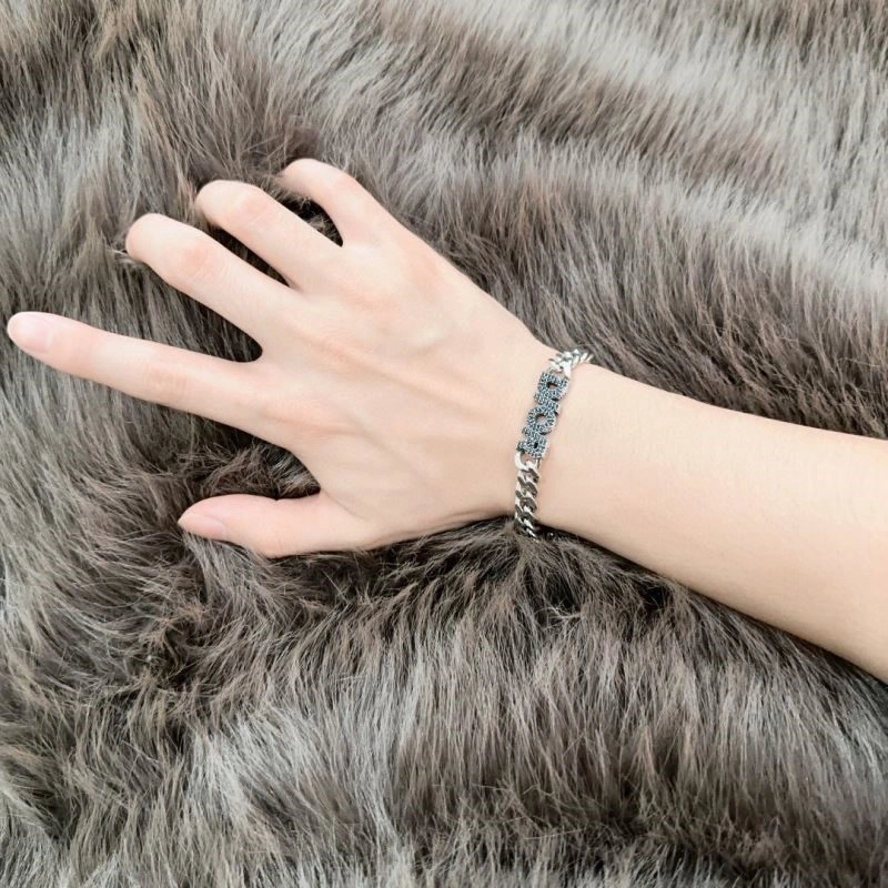Affordable Christian Dior Bracelets 233281