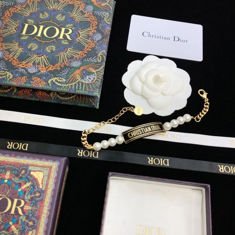 Christian Dior Bracelets Comfortable 232924
