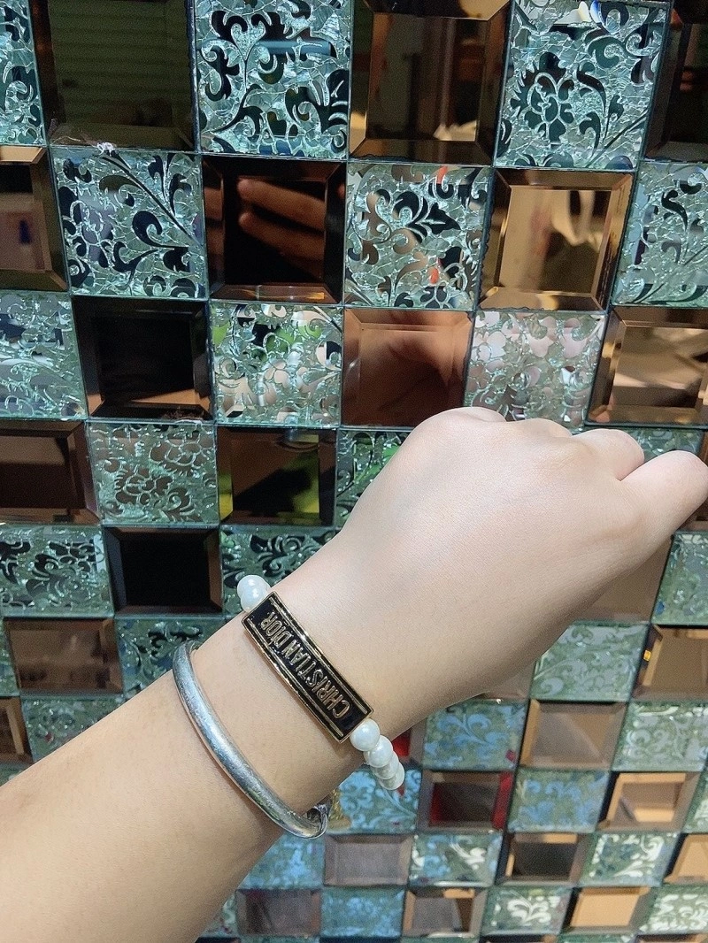 Christian Dior Bracelets Comfortable 232924