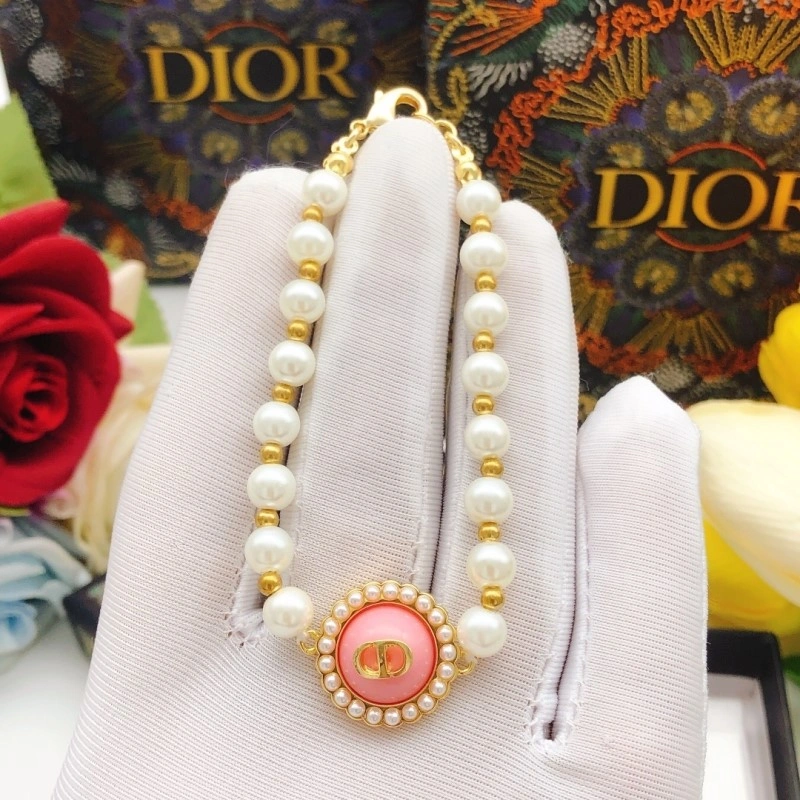 UrbanStyle Christian Dior Bracelets 232889