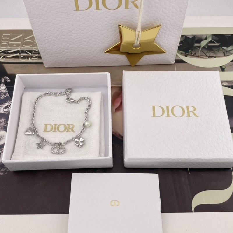 TechFriendly Christian Dior Bracelets 232880