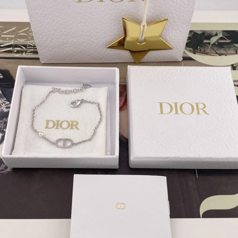 Christian Dior Bracelets AllSeason 232907