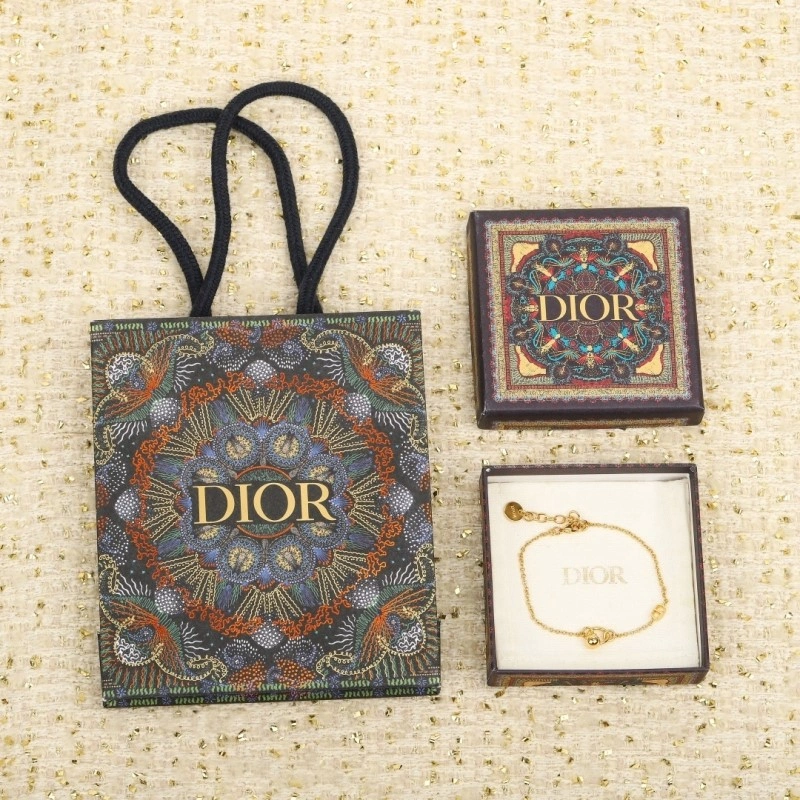 Trendsetting Christian Dior Bracelets 232871