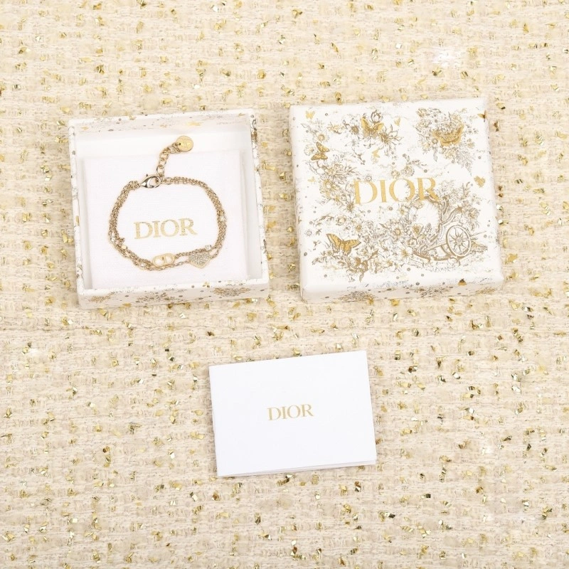 Trendsetting Christian Dior Bracelets 232898