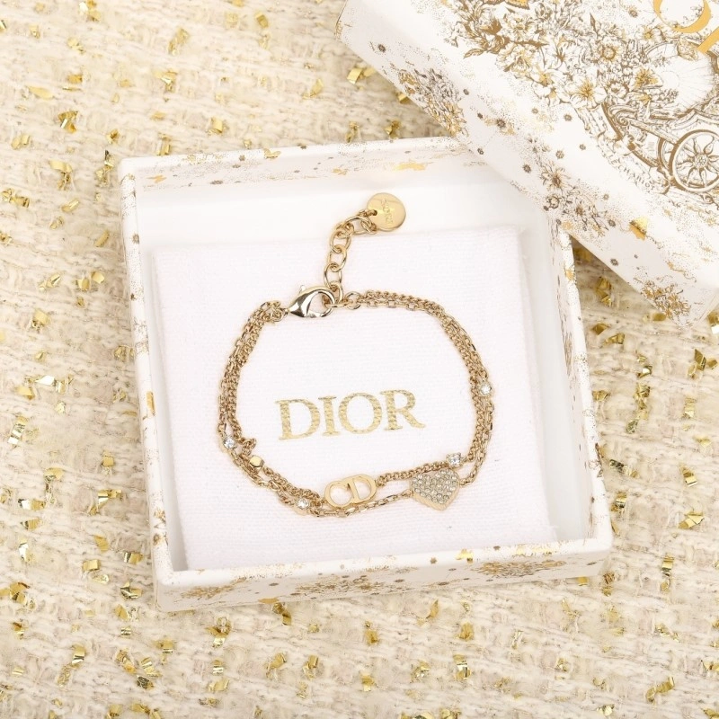 Trendsetting Christian Dior Bracelets 232898