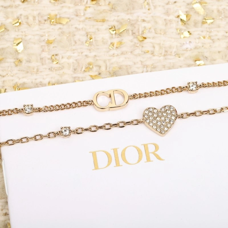 Trendsetting Christian Dior Bracelets 232898