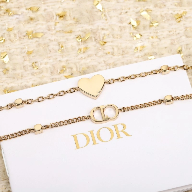 Trendsetting Christian Dior Bracelets 232898