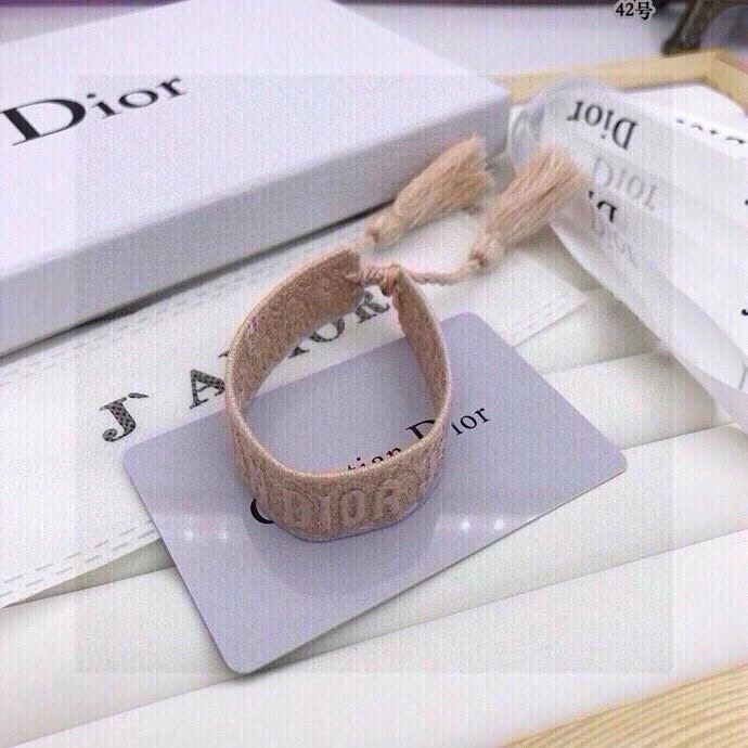Packable Christian Dior Bracelets 256736