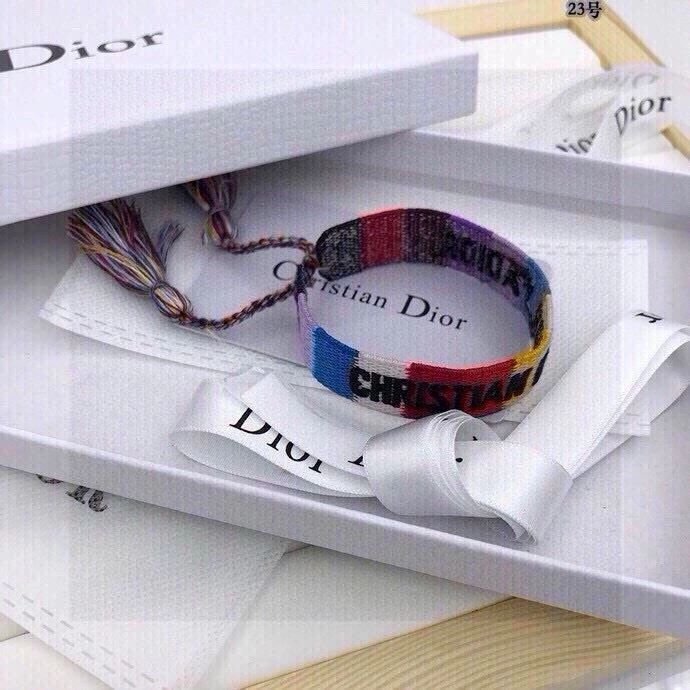 WrinkleFree Christian Dior Bracelets 256730