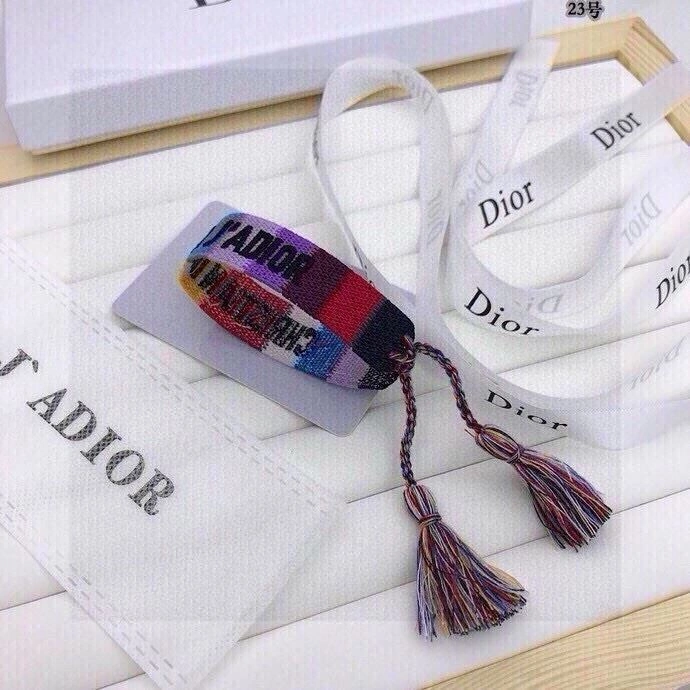 WrinkleFree Christian Dior Bracelets 256730