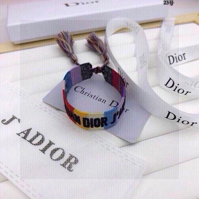 WrinkleFree Christian Dior Bracelets 256730