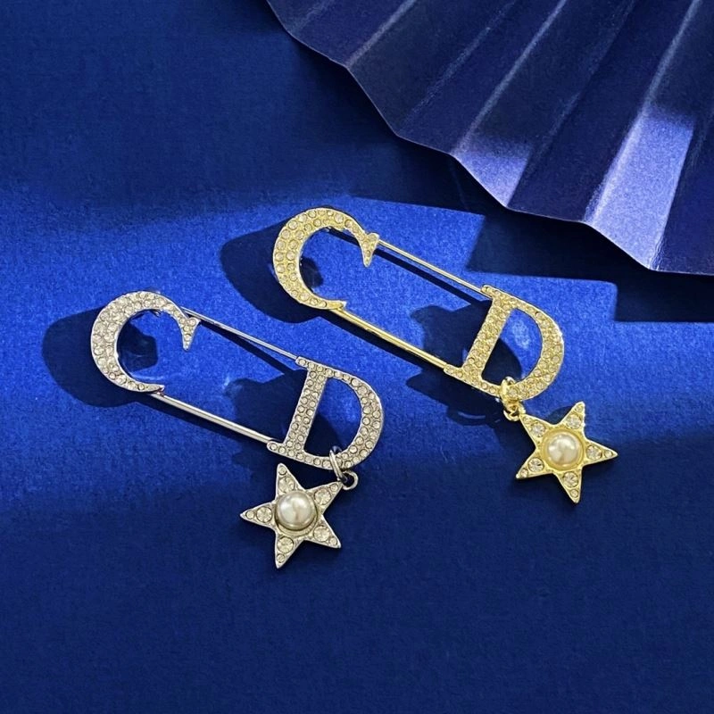 Classic Christian Dior Brooches 236062