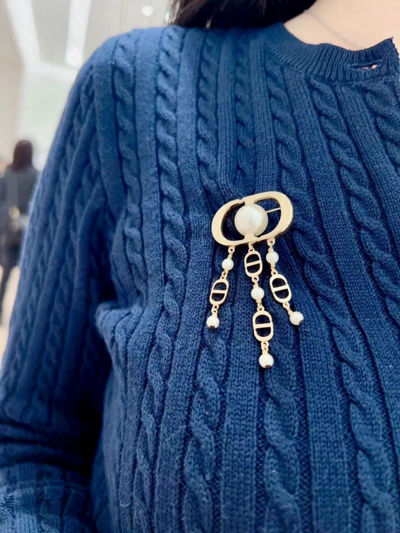 Christian Dior Brooches Popular 236196