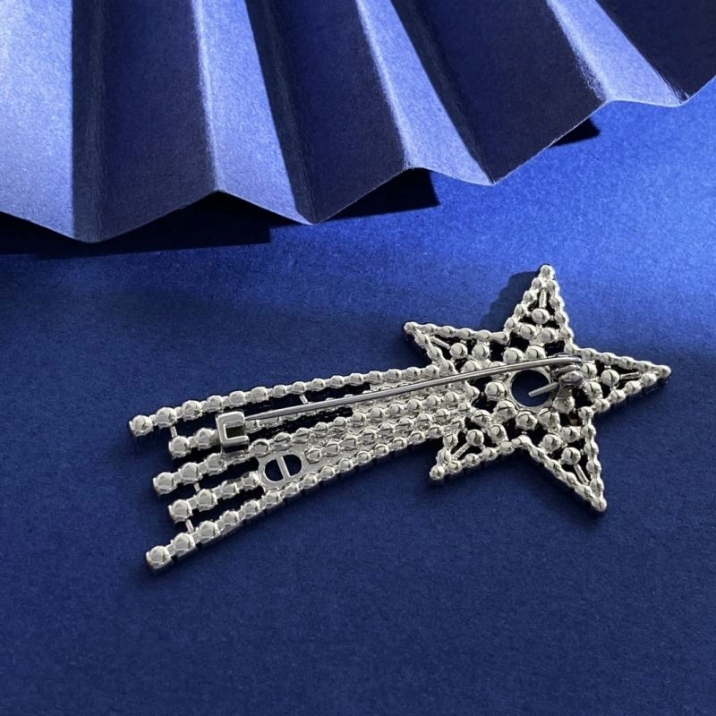 WrinkleFree Christian Dior Brooches 235626