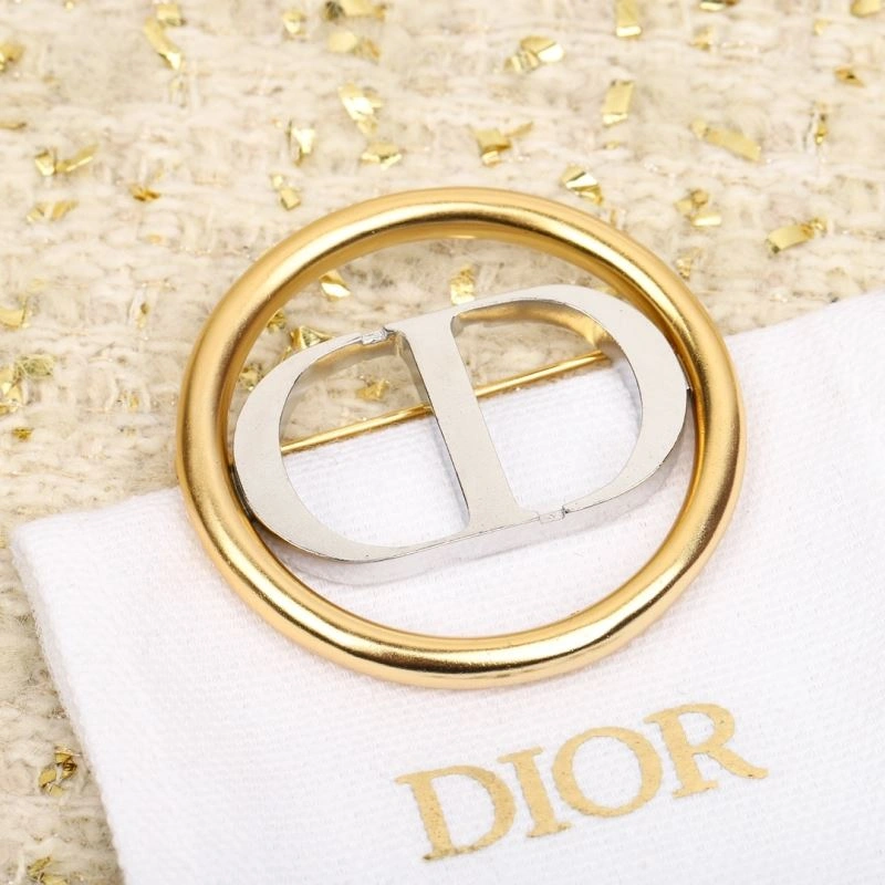 Versatile Christian Dior Brooches 234650