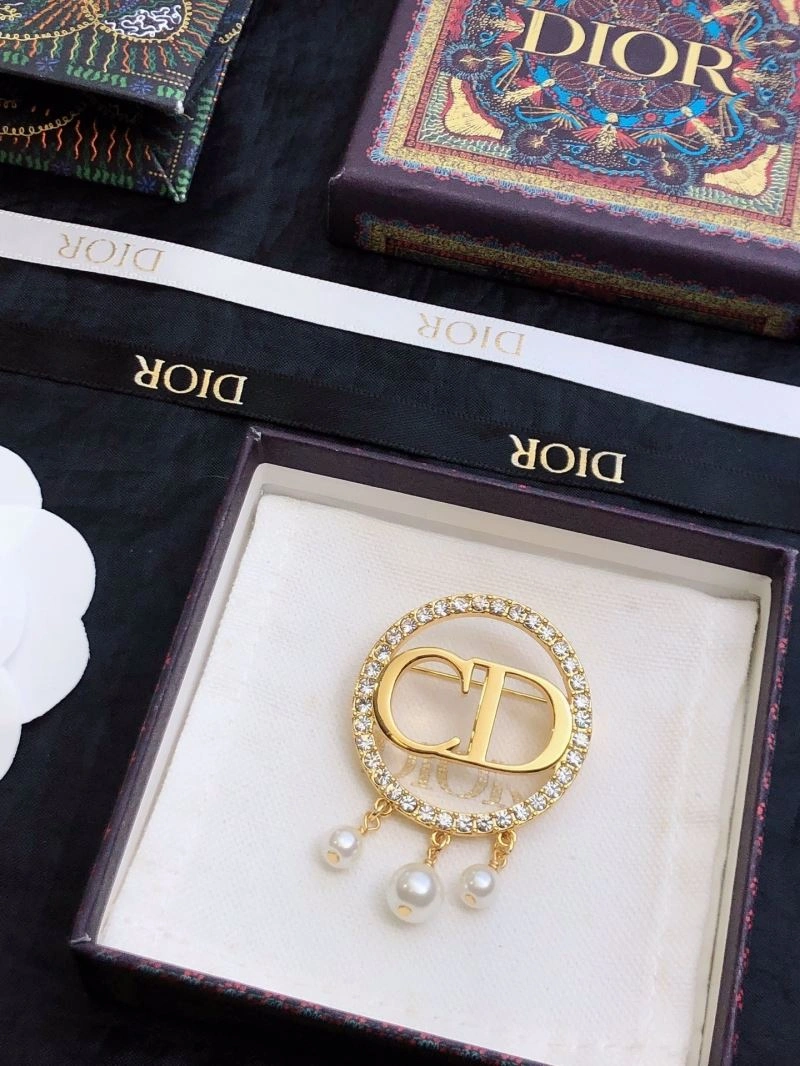 Christian Dior Brooches OnTrend 234606