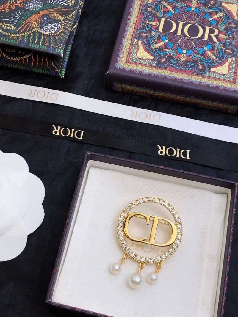 Christian Dior Brooches OnTrend 234606