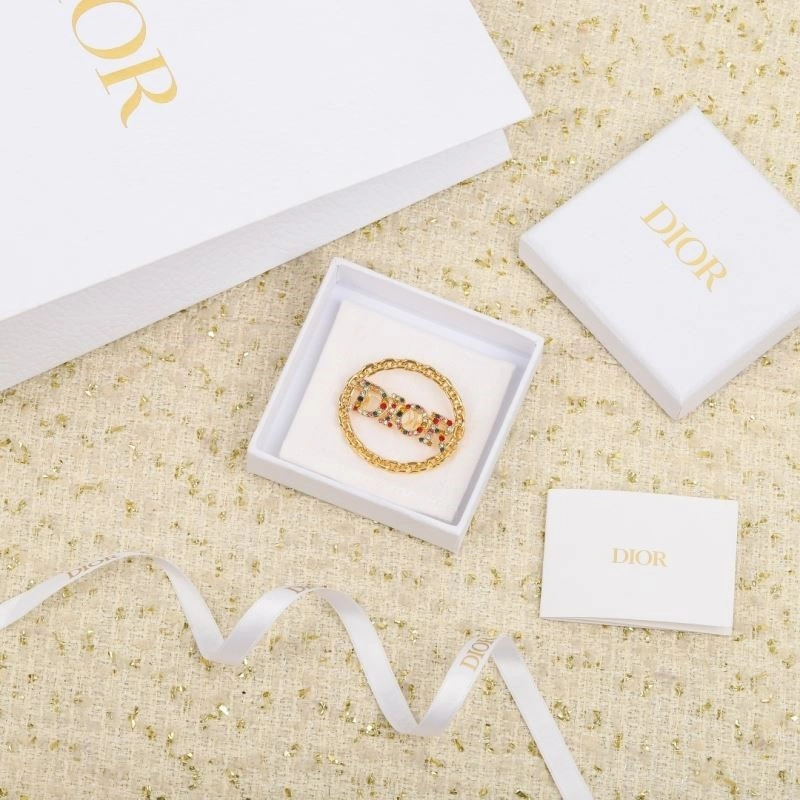 Premium Christian Dior Brooches 233689