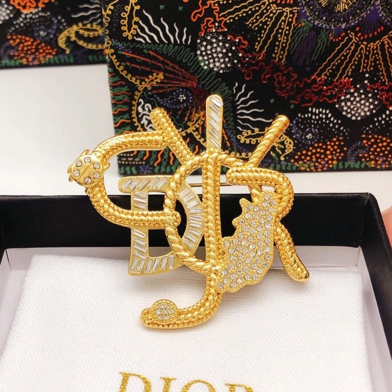 Christian Dior Brooches Chic 232842