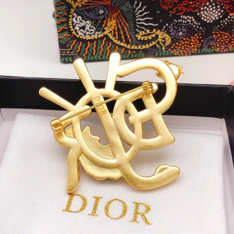 Christian Dior Brooches Chic 232842