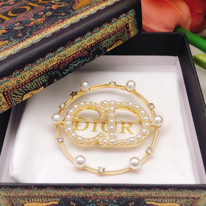 Premium Christian Dior Brooches 232840