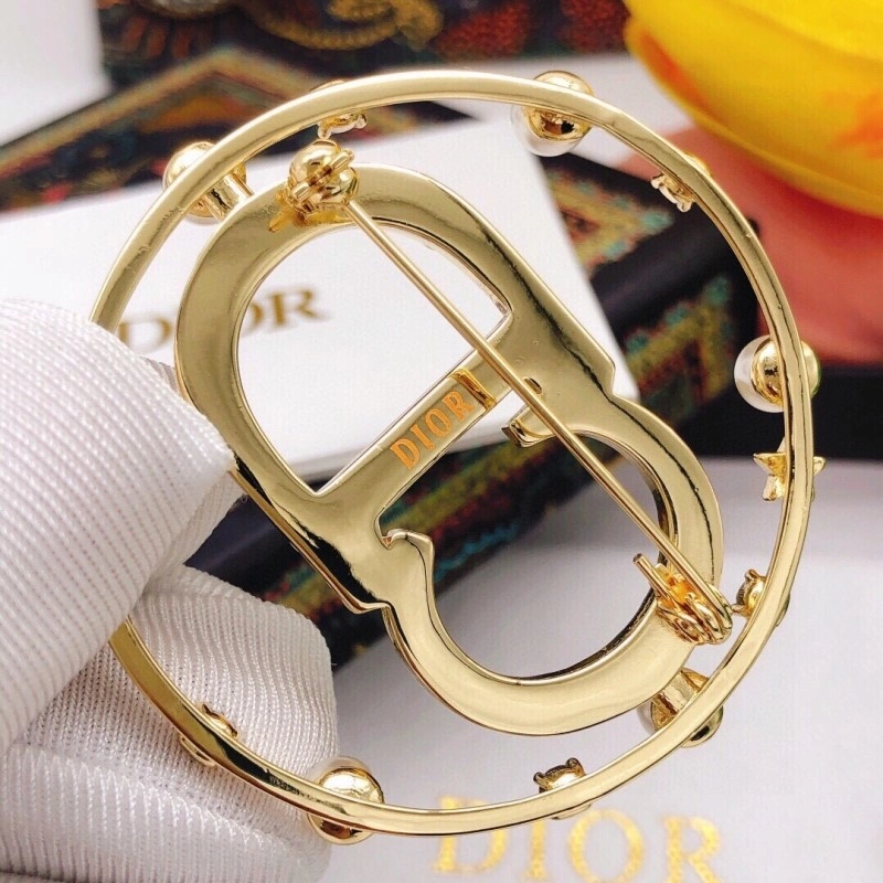 Premium Christian Dior Brooches 232840