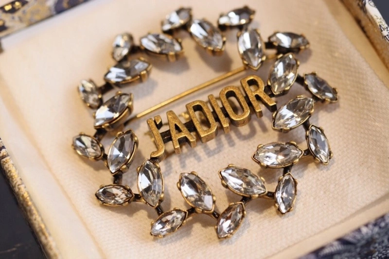 Christian Dior Brooches Attractive 232853