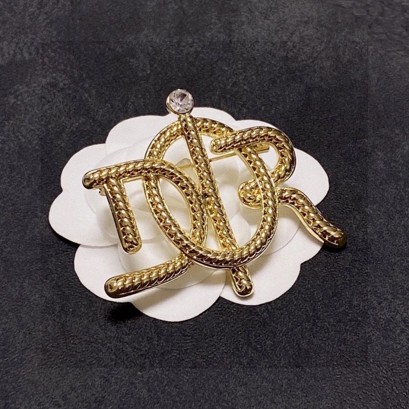 FashionForward Christian Dior Brooches 232841