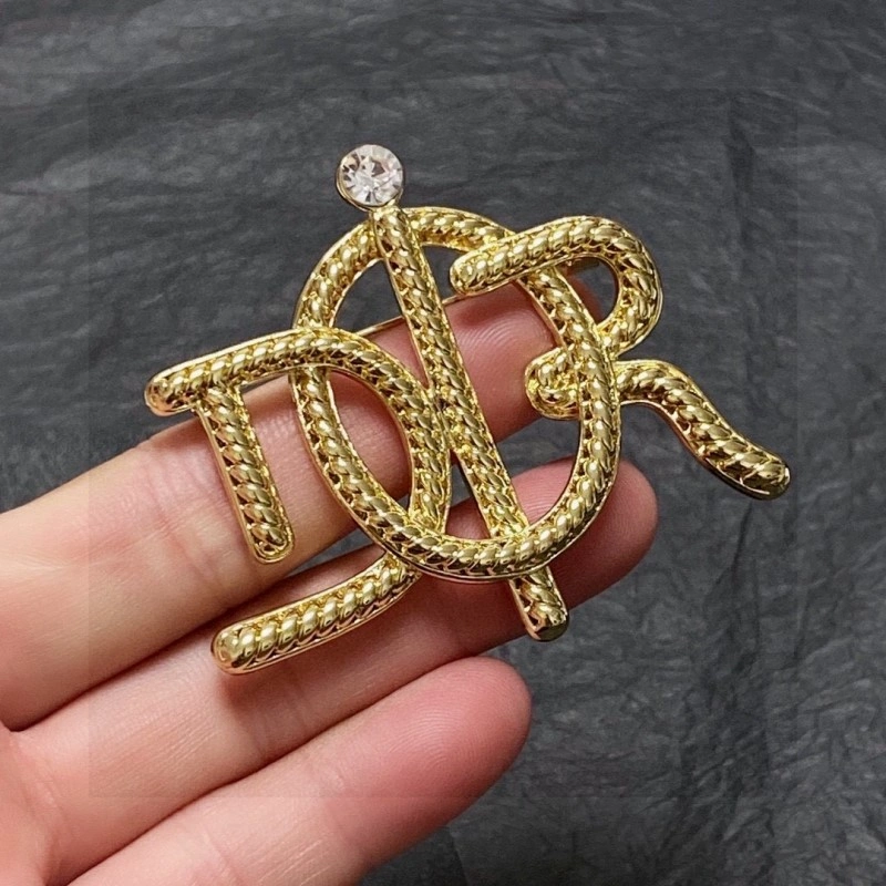 FashionForward Christian Dior Brooches 232841