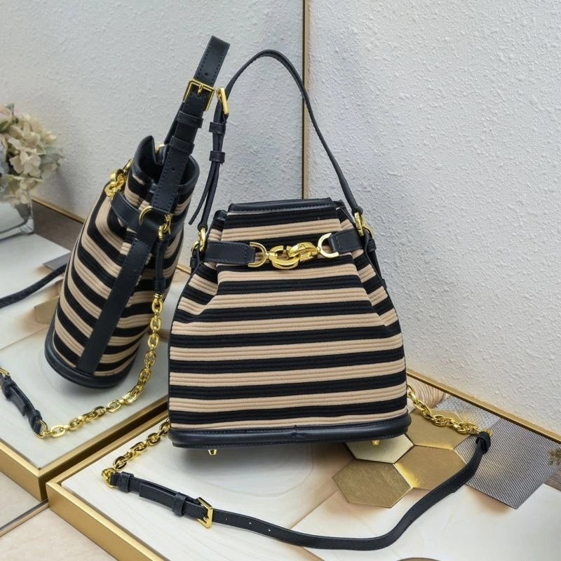 Christian Dior Bucket Bags Original 87912