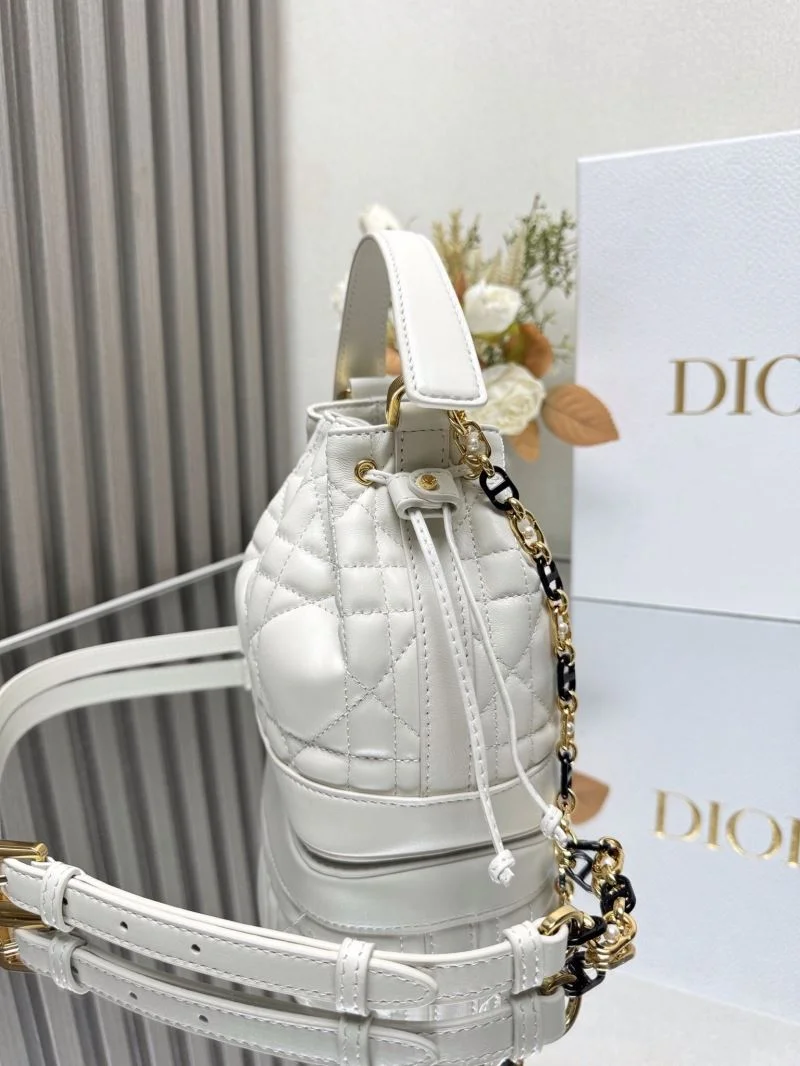 Timeless Christian Dior Bucket Bags 47667