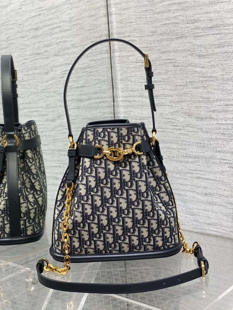 WellDesigned Christian Dior Bucket Bags 47656