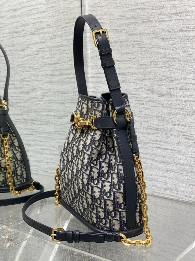 WellDesigned Christian Dior Bucket Bags 47656