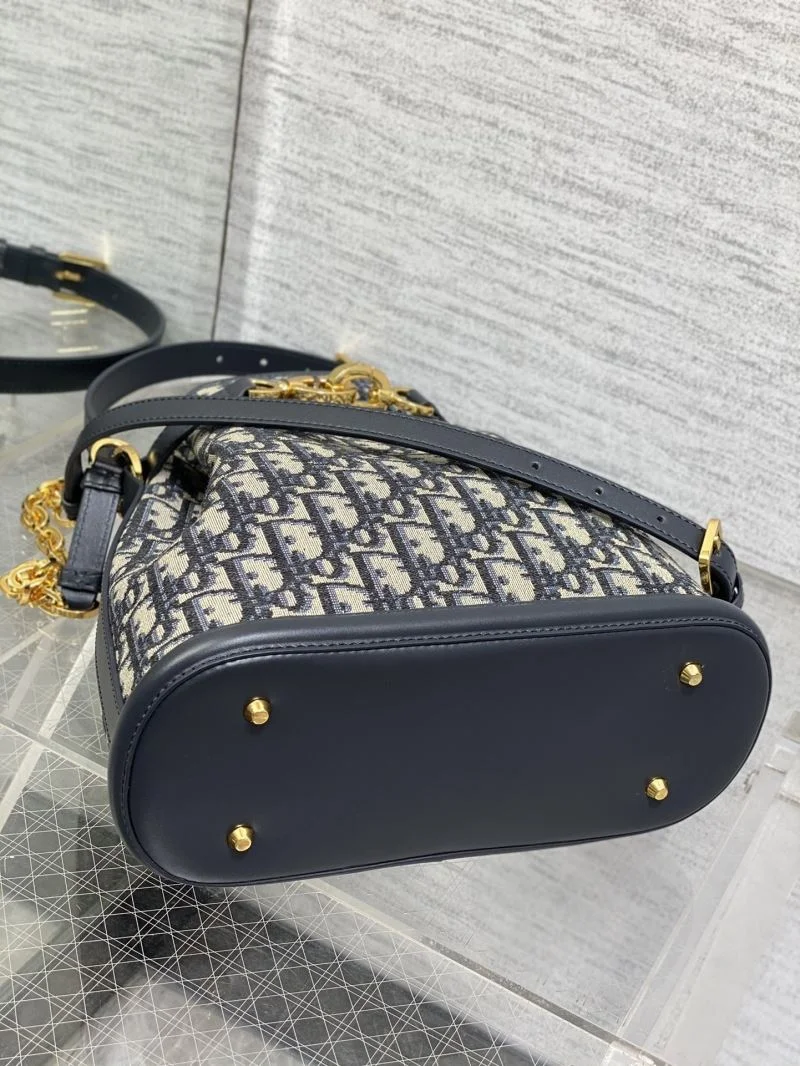 WellDesigned Christian Dior Bucket Bags 47656