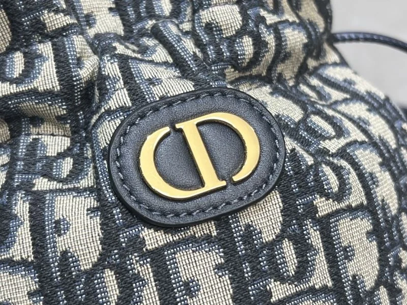 Affordable Christian Dior Bucket Bags 47657