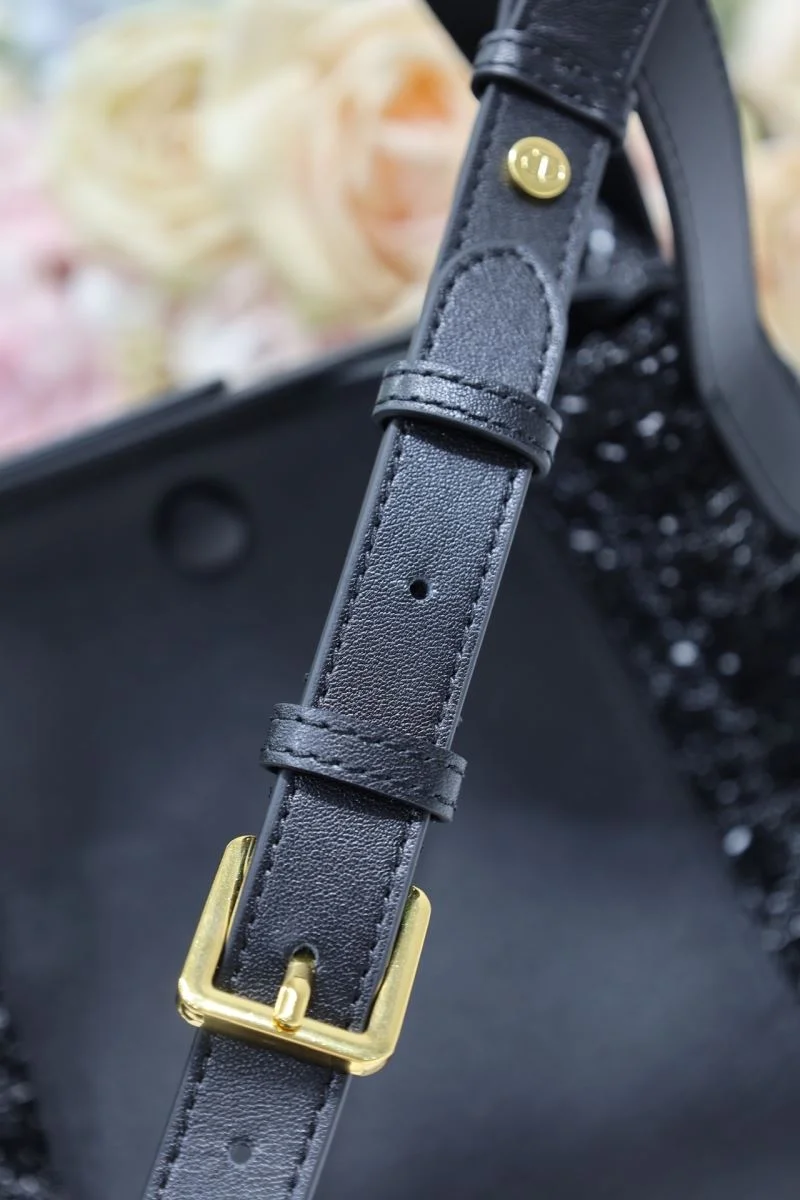Christian Dior Bucket Bags WellDesigned 47650